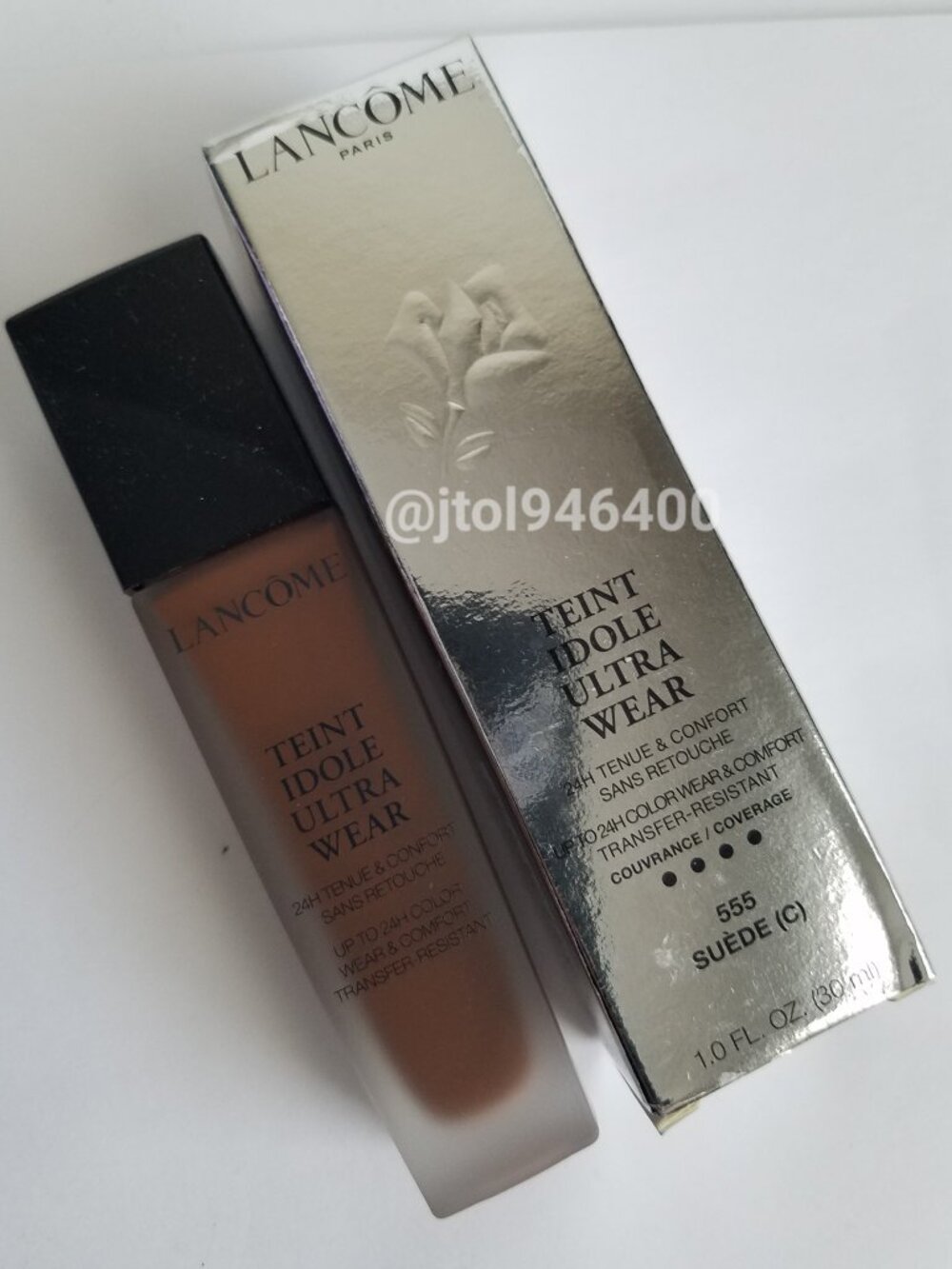 Lancome Teint Idole Ultra Wear 555 Suede Original Formula - Picture 3 of 8